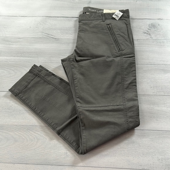GAP Super Skinny Khakis Sz 12R Inseam 29”‎ NWT - Picture 1 of 6